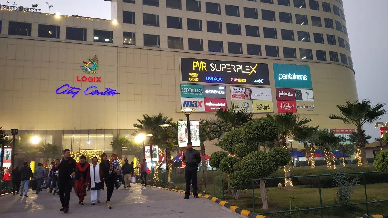 Bhutani City Center kiosk shops foodcourts studio apartment